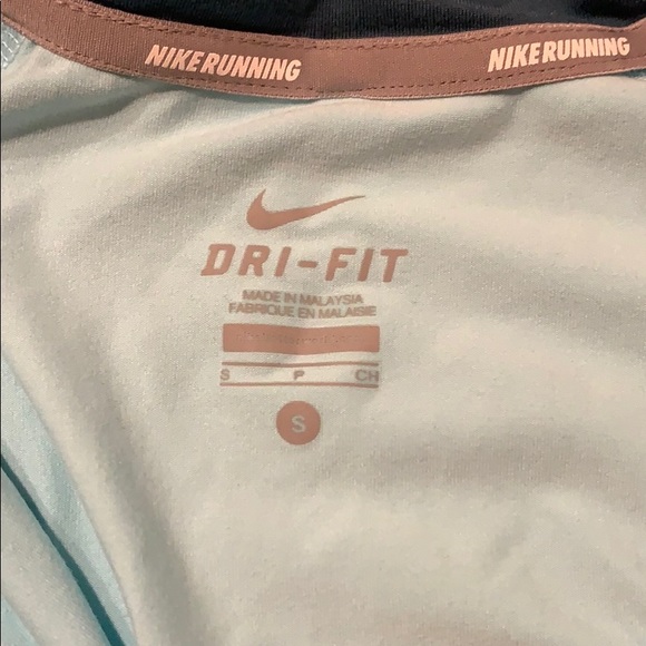 Nike Dri fit running quarter zip - Picture 2 of 3